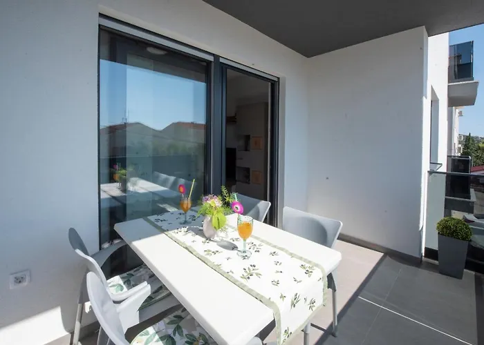 Gabriela Apartment *