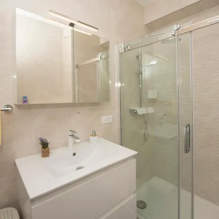 Apartment Gabriela *